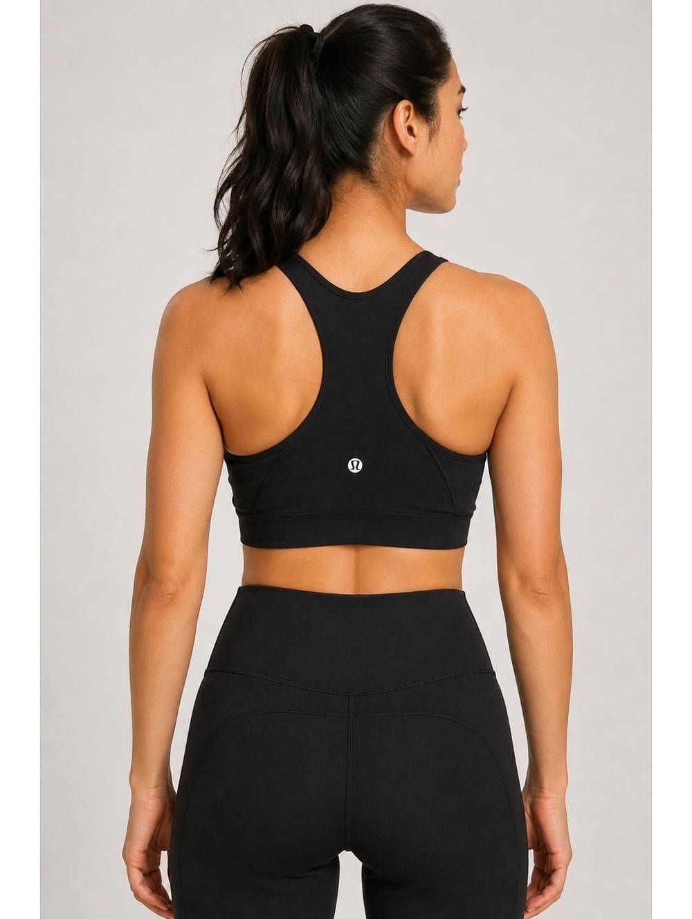 Lululemon Align V-Neck Bra Black Size 4 Built-In Cups Like New